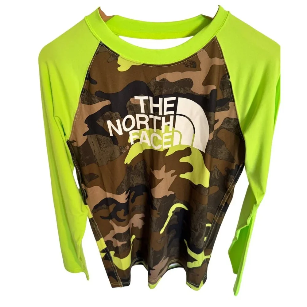 North Face Amphibious Size XL UPF 40+  Boys 18/20 NWT $45 Camo